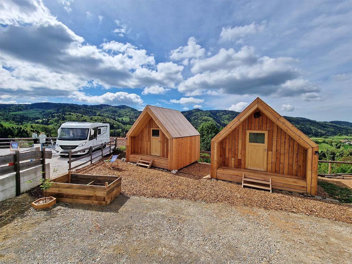 Golife Center Glamping Laze v Tuhinju Exterior foto
